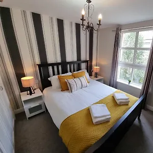 Old Town 1-bedroom With Free Parking Apartment