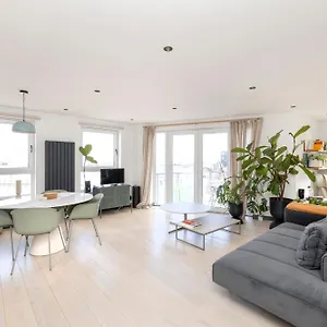 Joivy Fabulous With Bay View Terrace Apartment